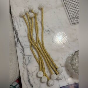 Set of 6 Elegant Gold and White Pearl Magnetic Curtain Tiebacks NEW